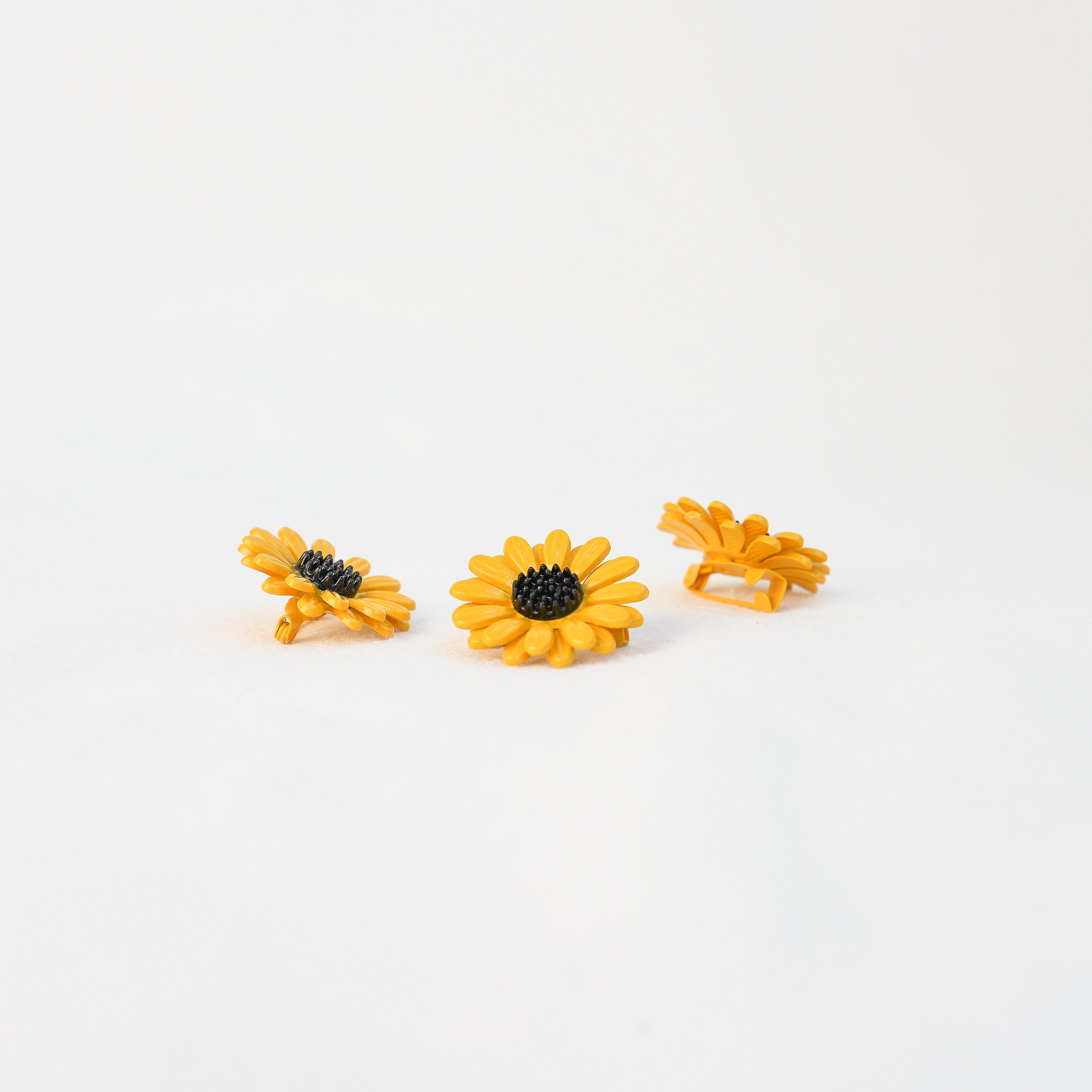 Sunflower Brooch