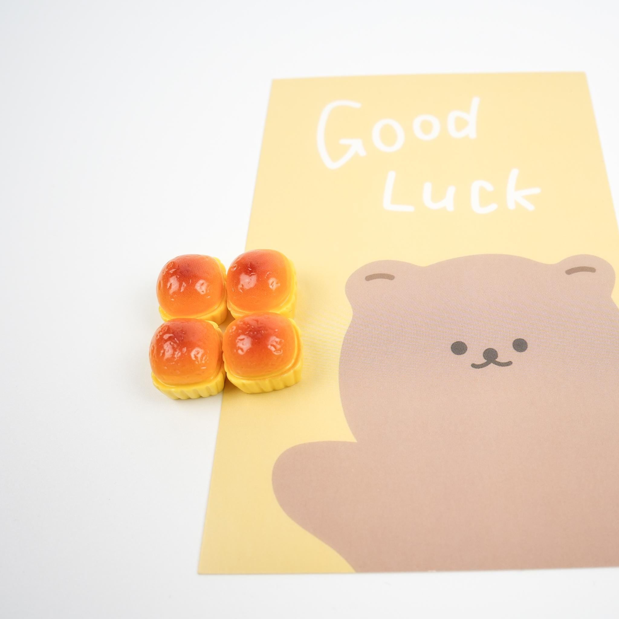 Soft Dinner Rolls Magnet Set