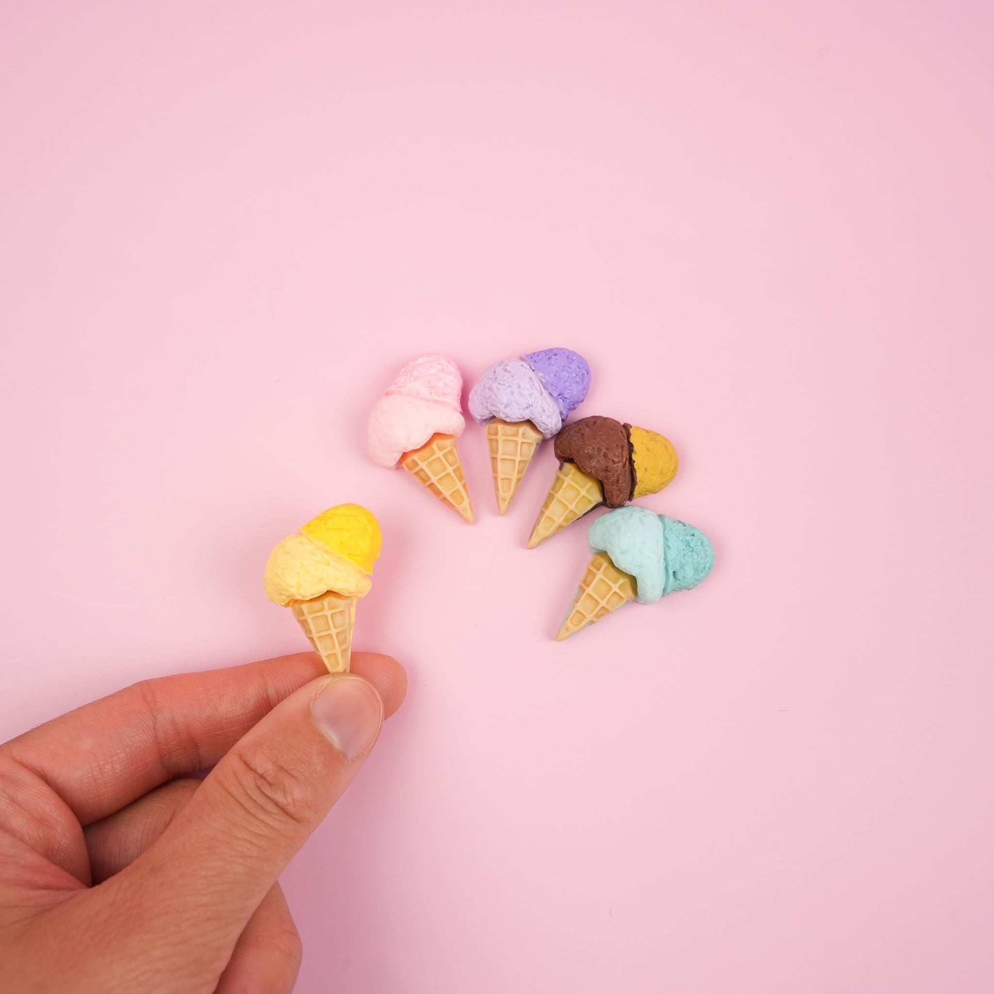 Double Scoop Ice Cream Cone Magnet Set