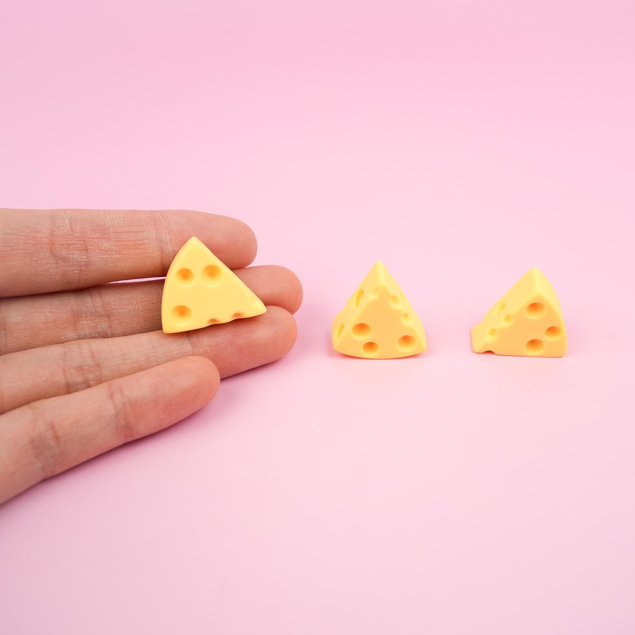 Cheese Wedges Magnet Set