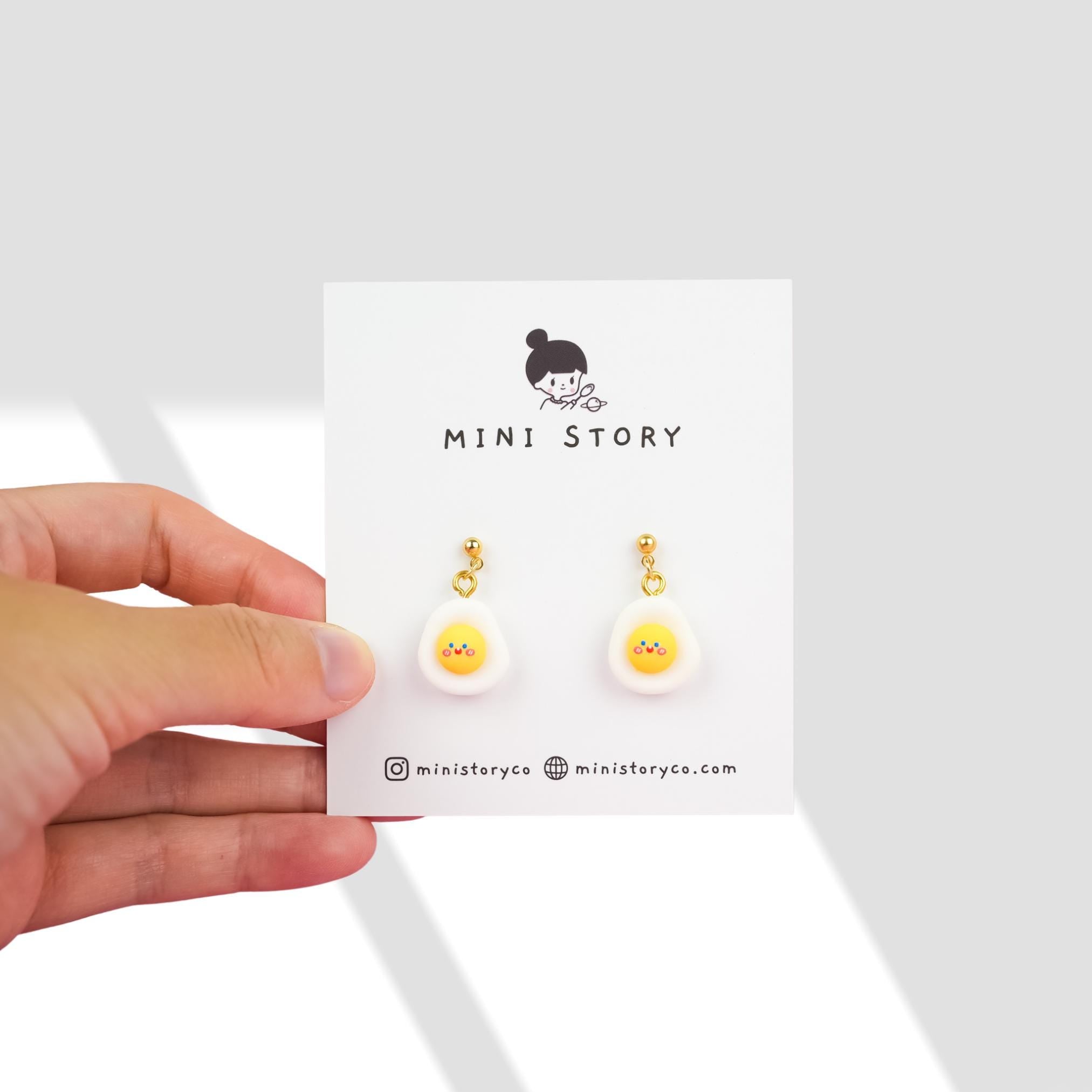 Tiny Smiley Egg Dangle Earrings | Sunny Side up Fried Egg Earrings | Breakfast Dangly | Gold Miniature Food Jewelry | Cute Brunch Accessory