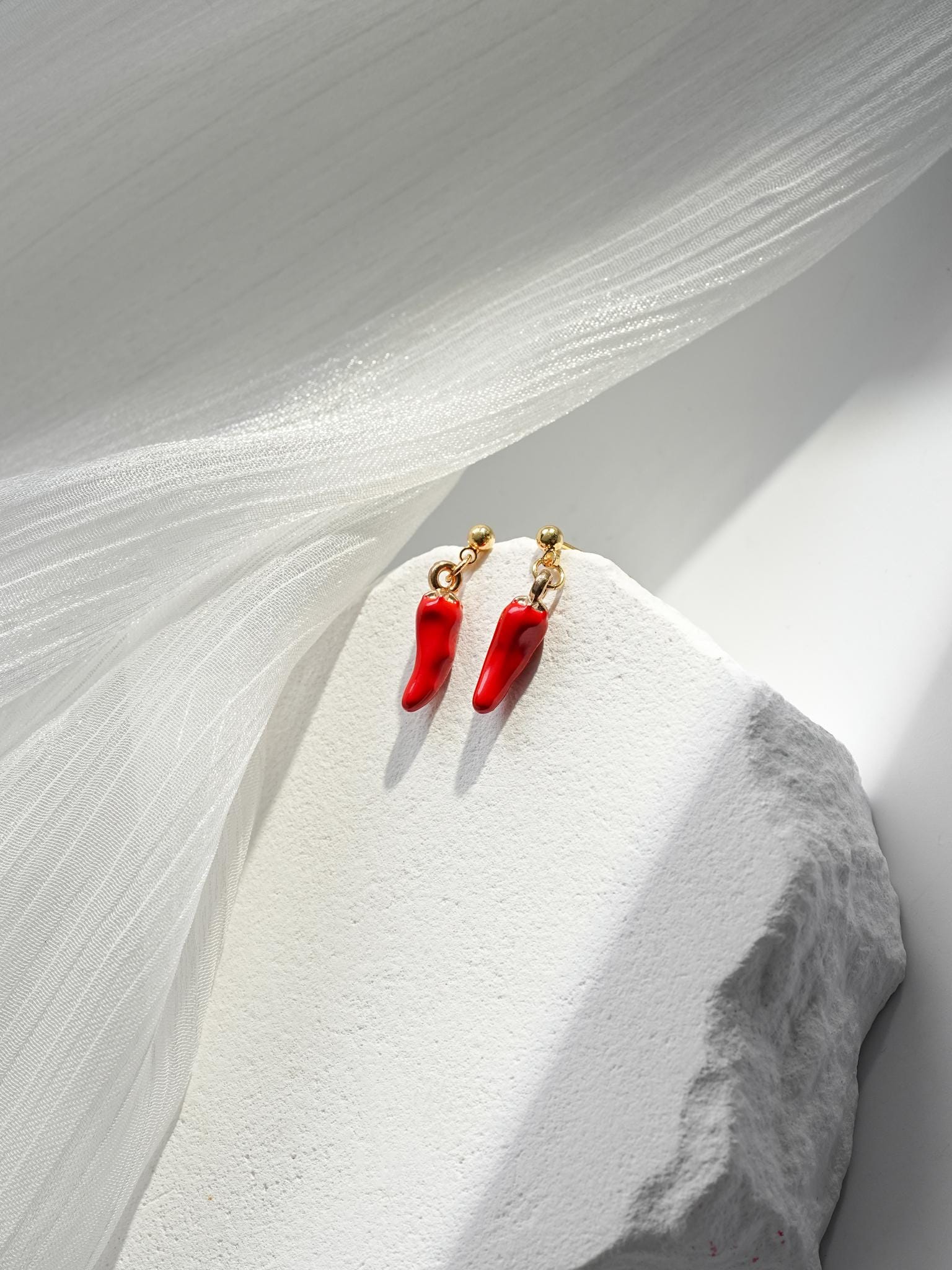 Red Chilli Pepper Dangle Earrings - Mini Story Co
