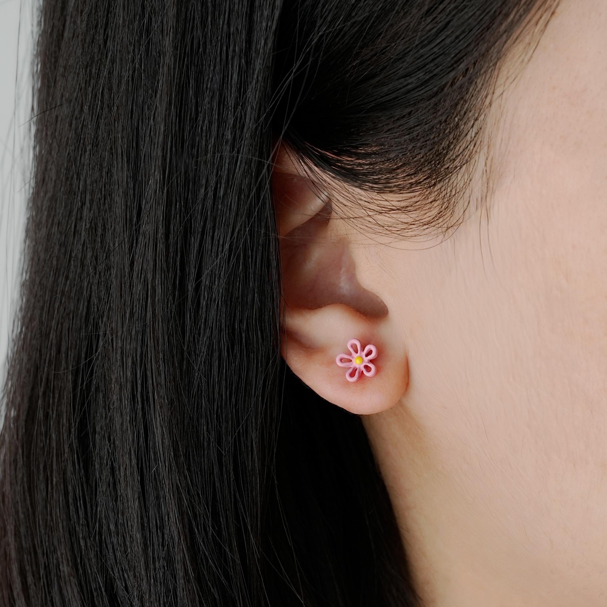 Tiny Open Flower Stud Earrings - Mini Story Co