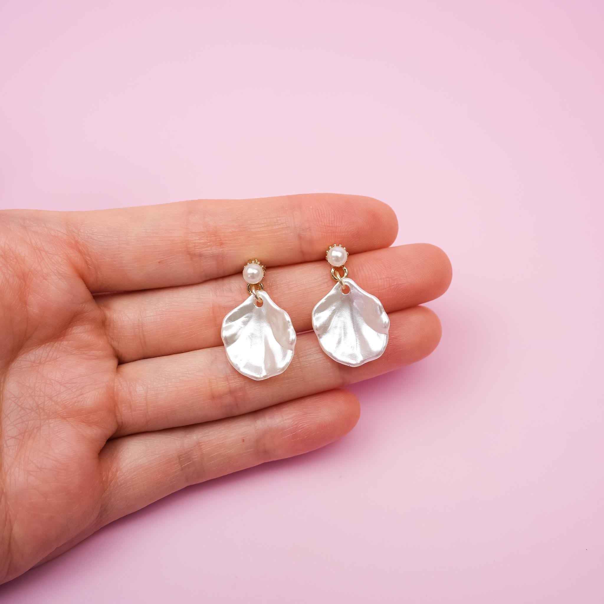 White Shell Pearl Dangle Earrings - Mini Story Co