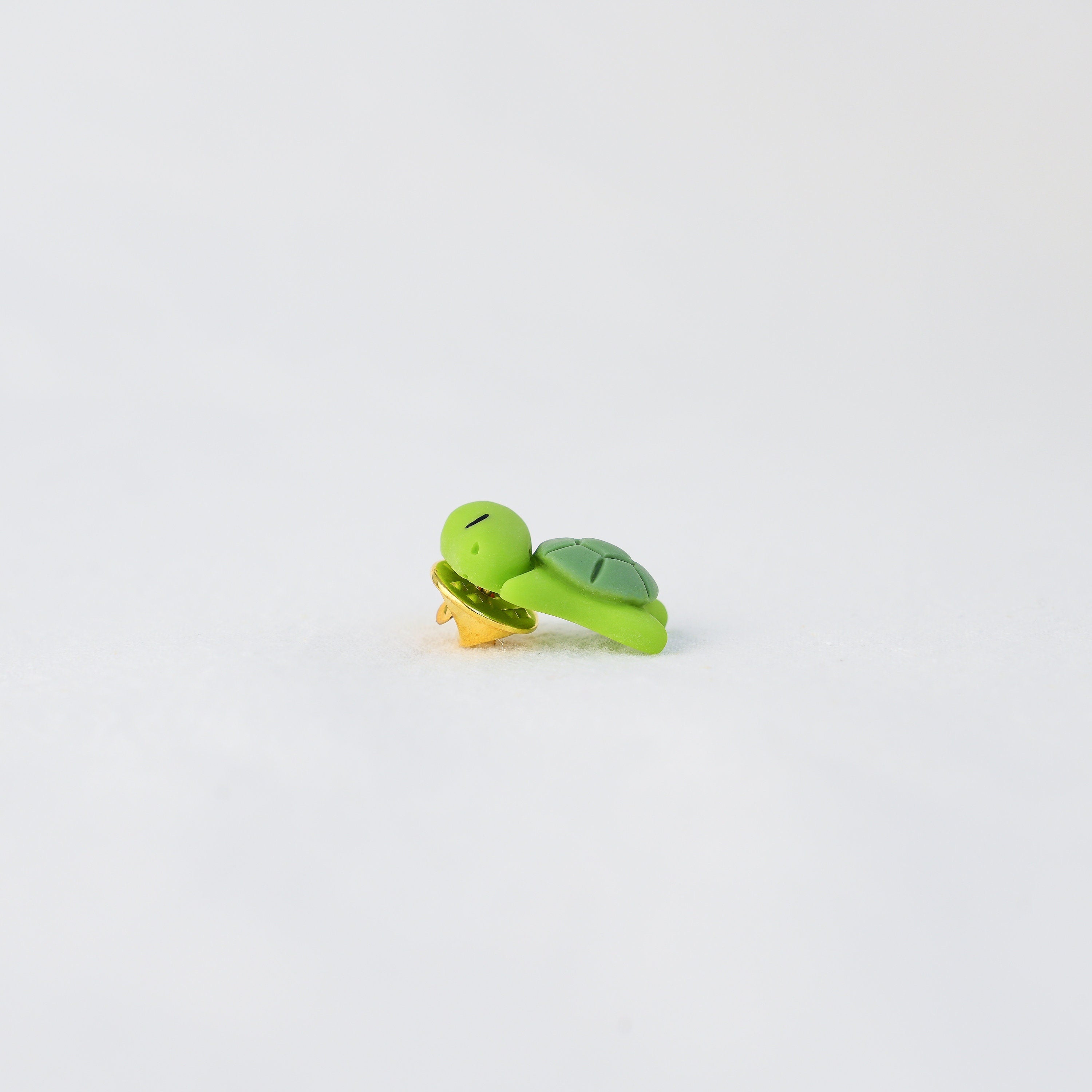 Sleepy Turtle Pin