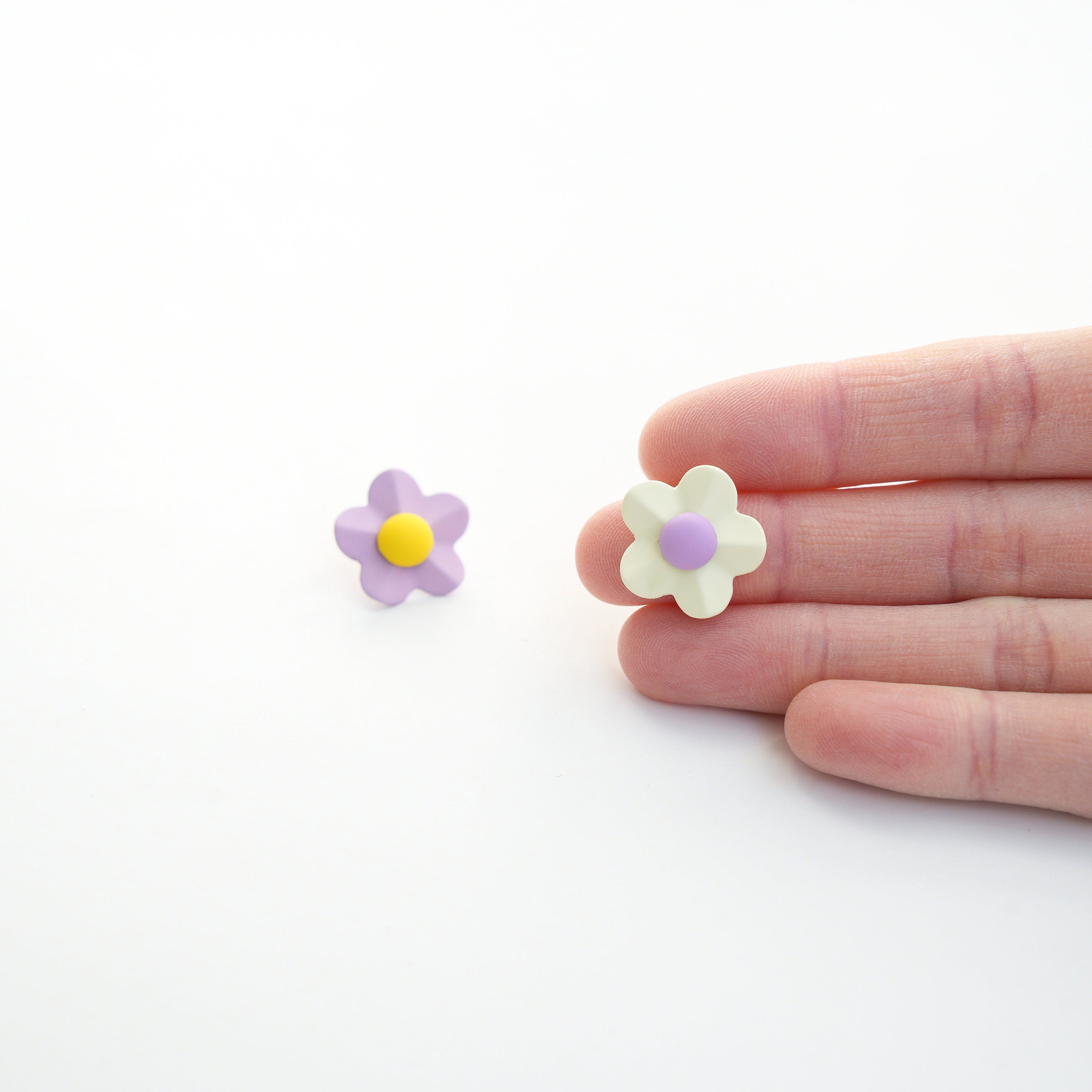 Retro Flower Mismatched Earrings