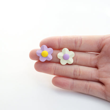 Retro Flower Mismatched Earrings