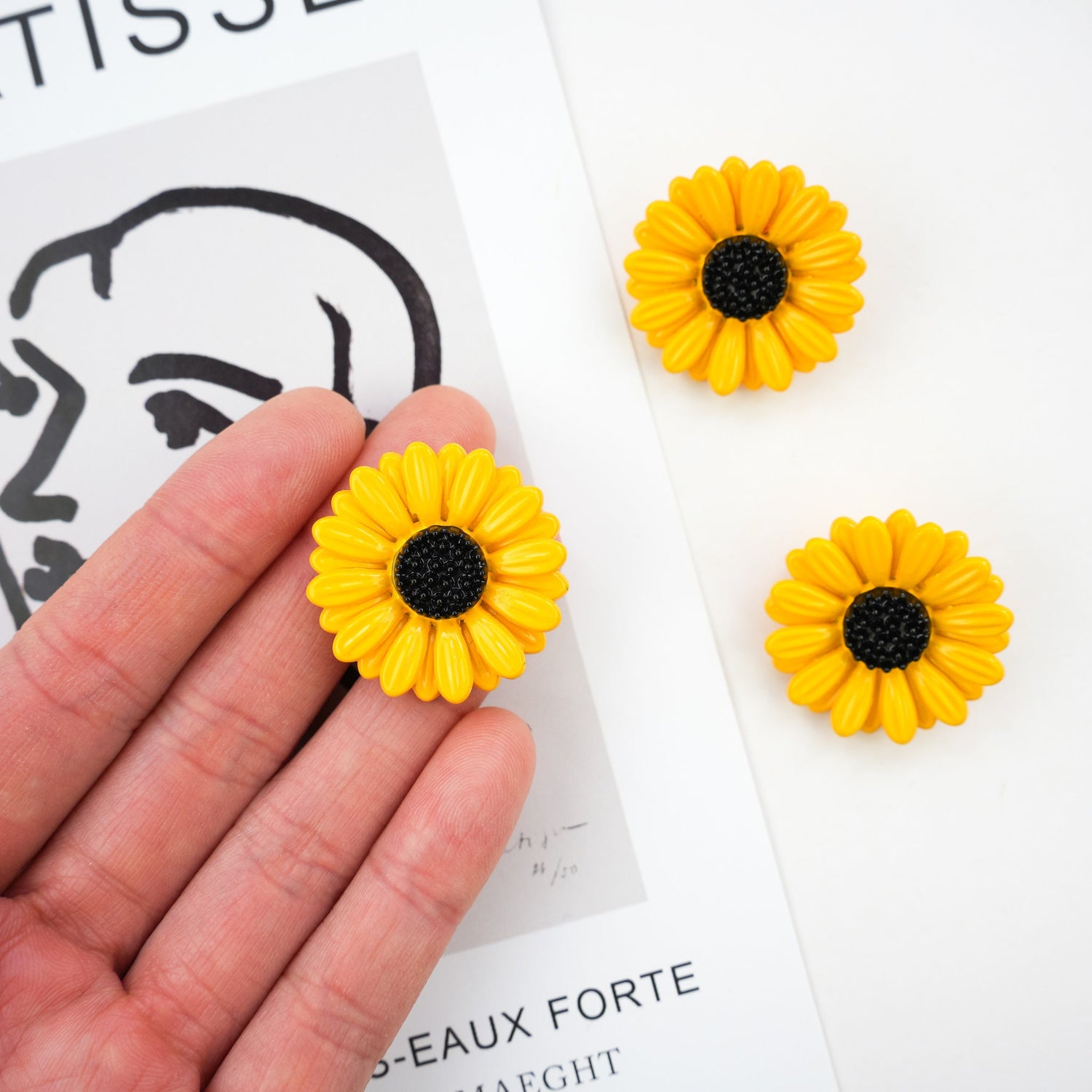 Sunflower Brooch