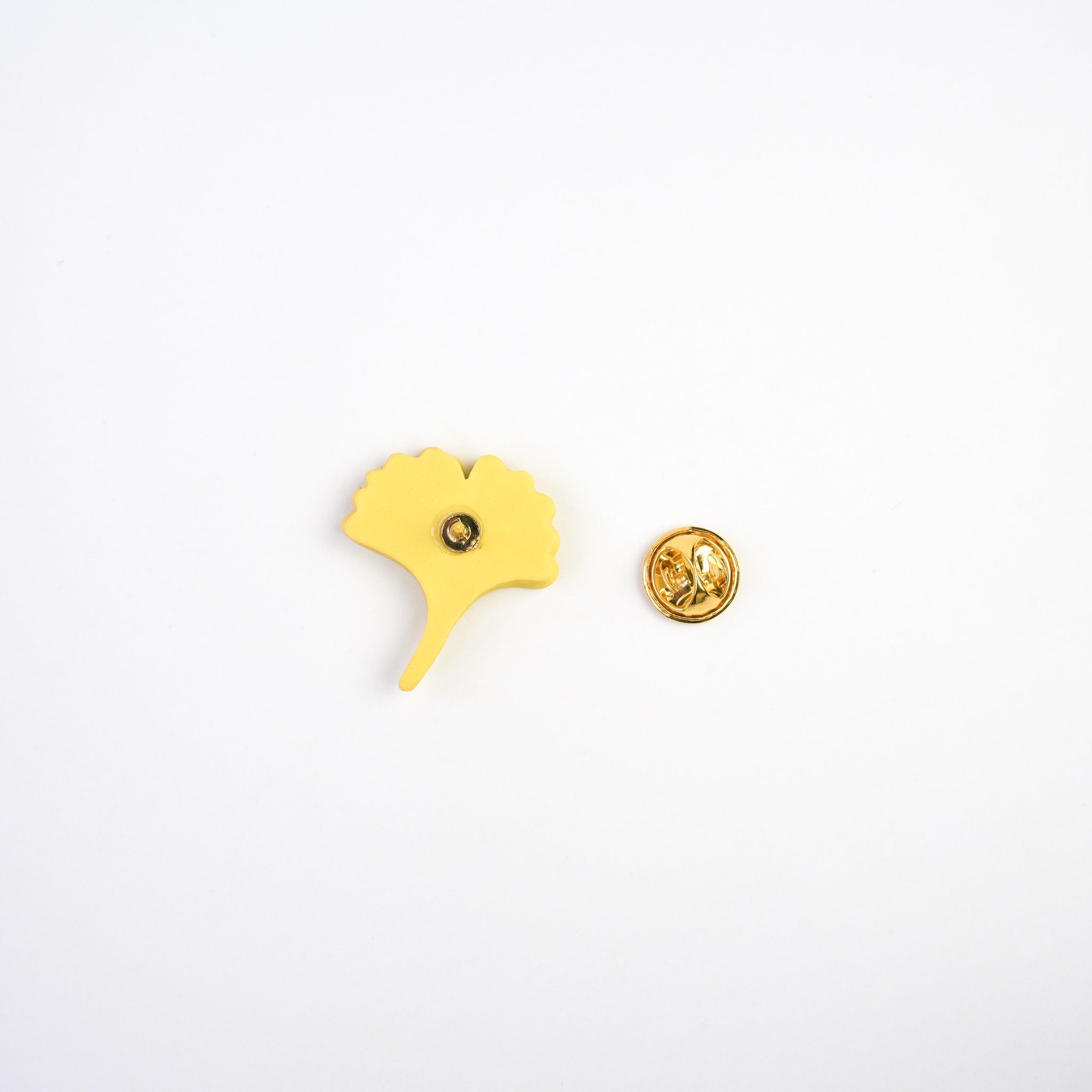 Ginkgo Leaf Pin