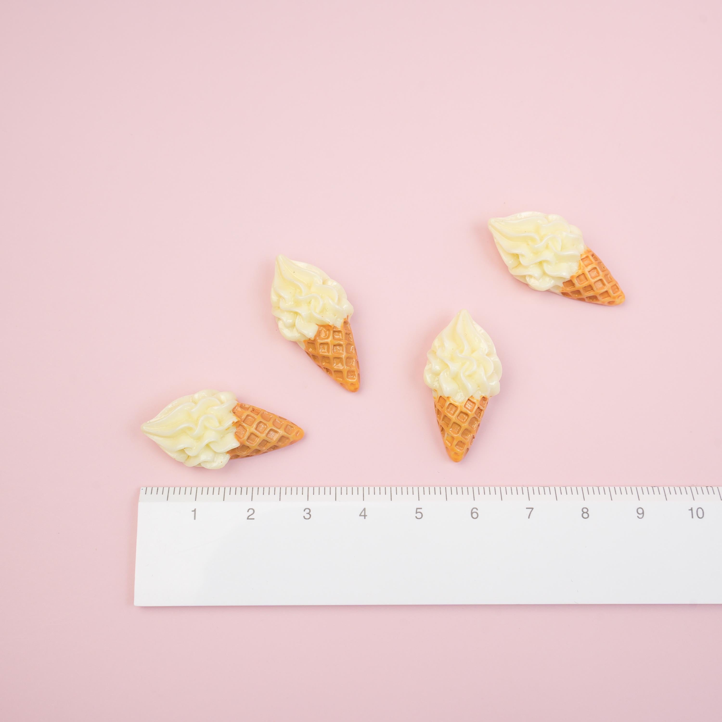 Ice Cream Cone Magnet Set