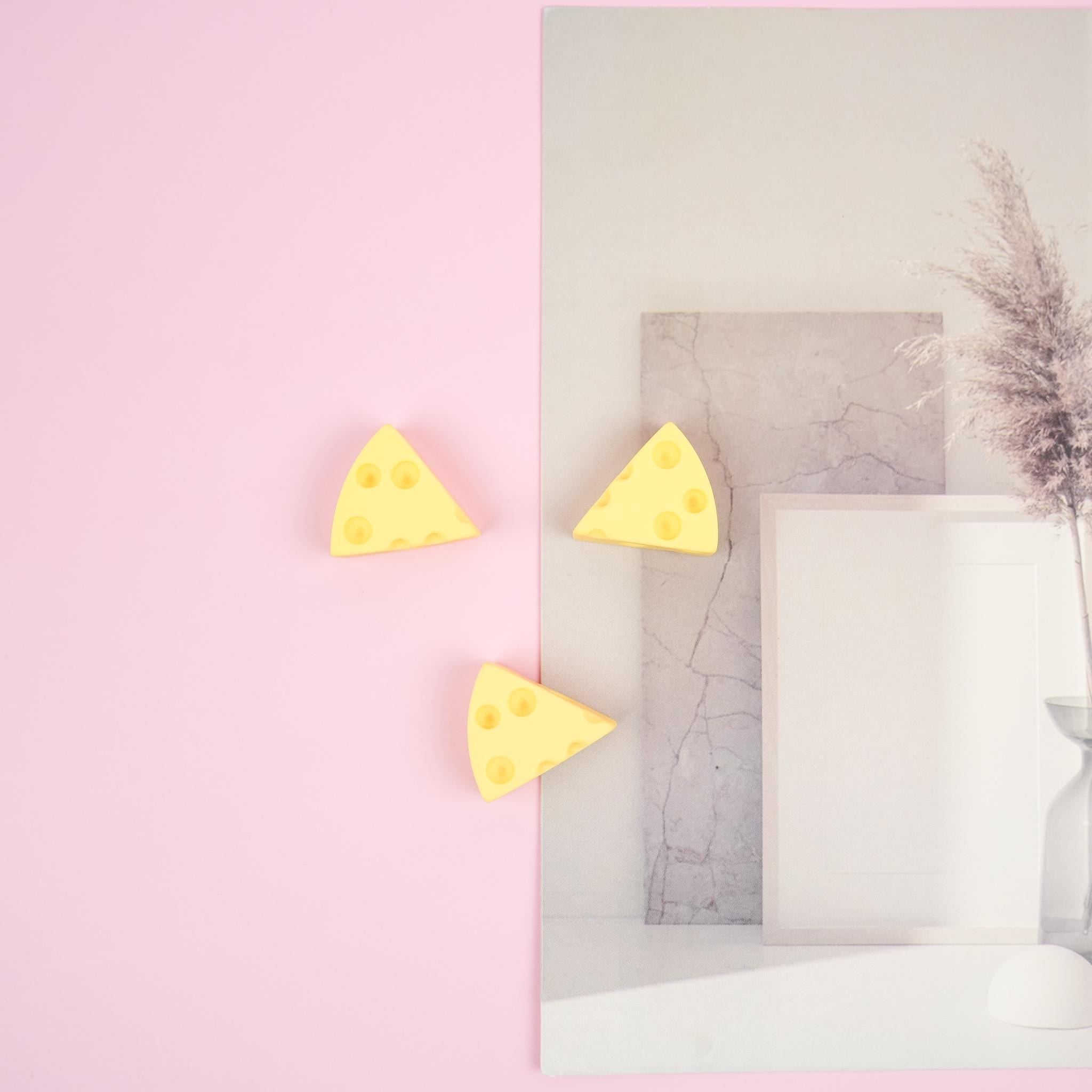 Cheese Wedges Magnet Set