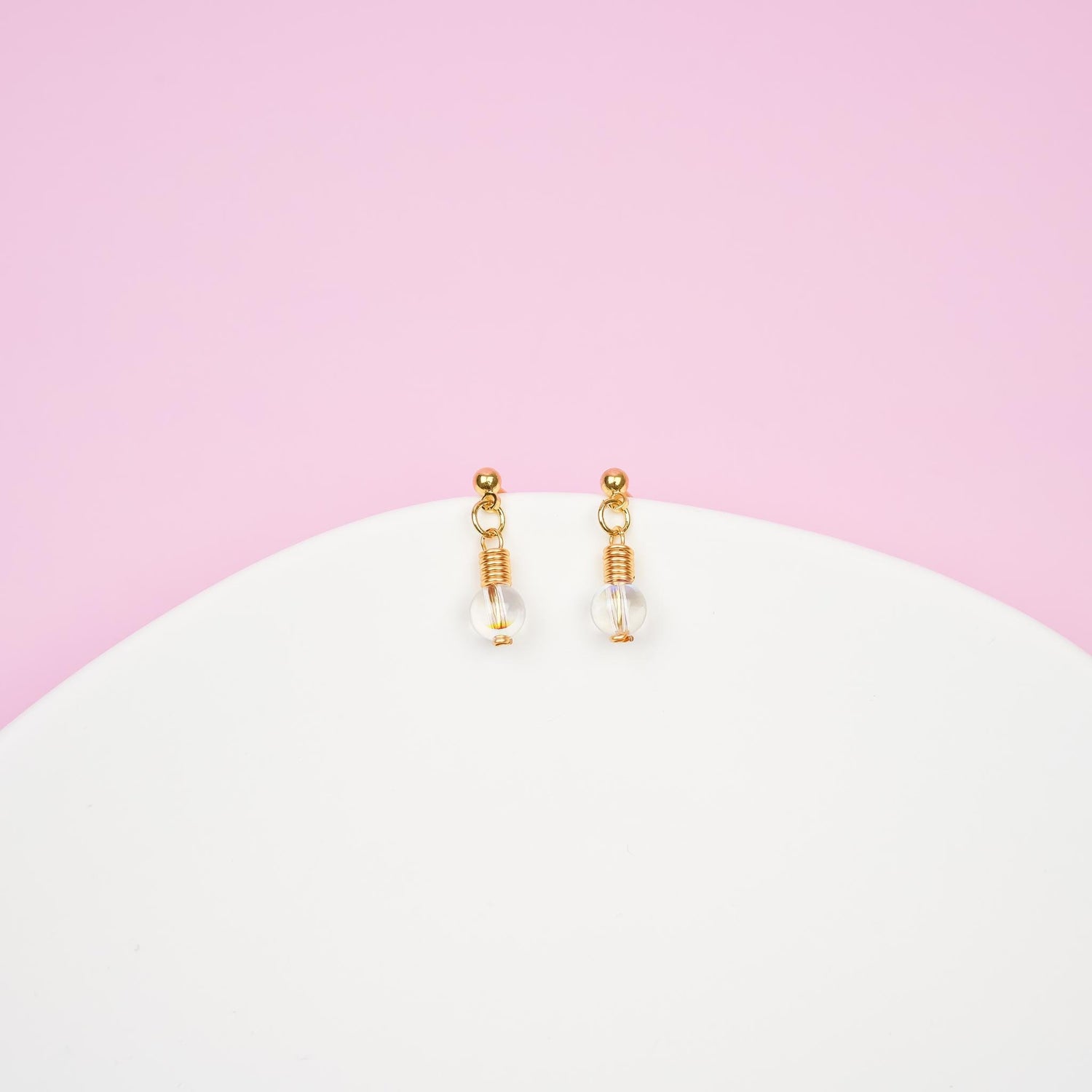 Gold Lightbulb Dangle Earrings | Miniature Light Bulb Earrings | Realistic Bulb Dangly | Fun Science Drop Earring | 18k Gold Quirky Jewelry