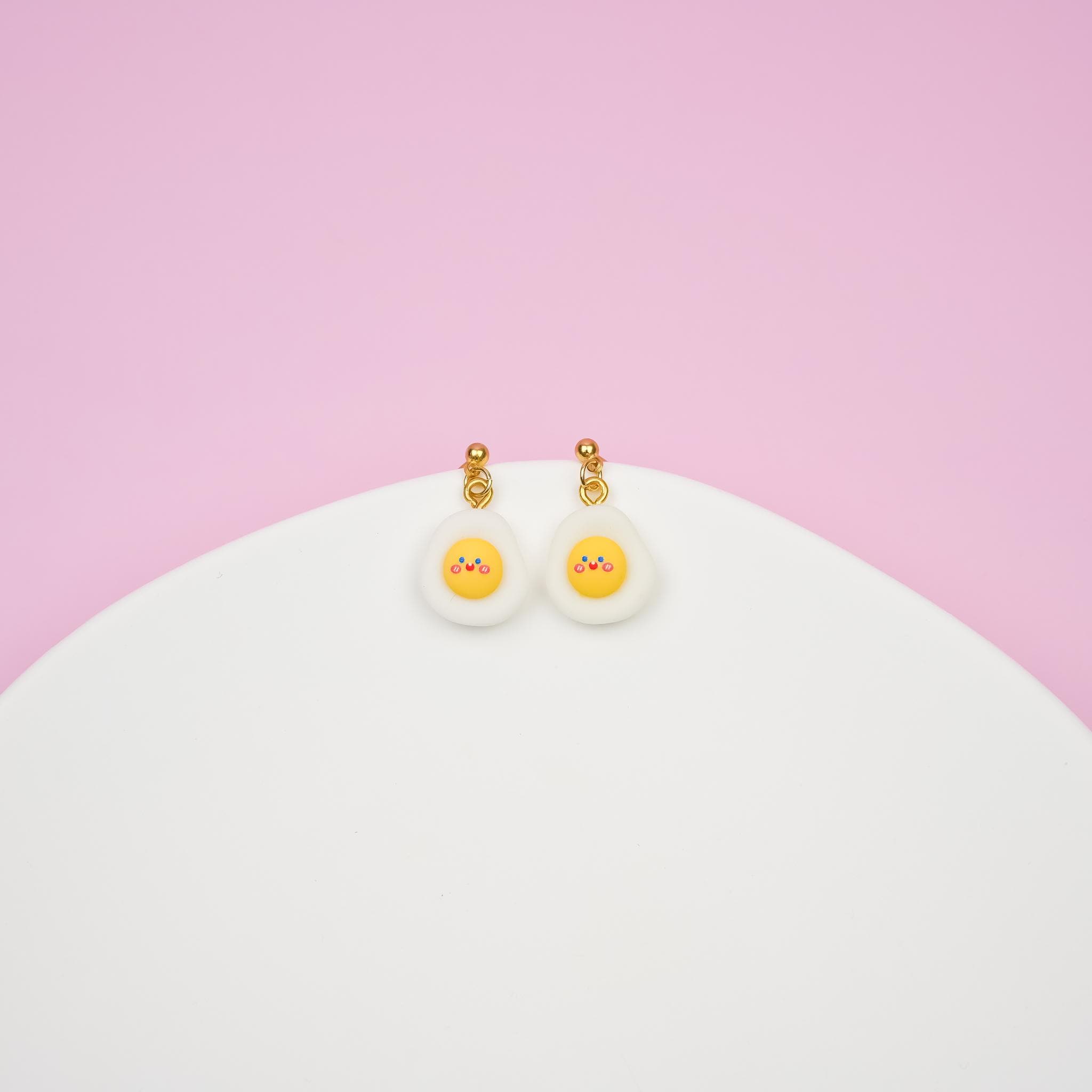 Tiny Smiley Egg Dangle Earrings | Sunny Side up Fried Egg Earrings | Breakfast Dangly | Gold Miniature Food Jewelry | Cute Brunch Accessory