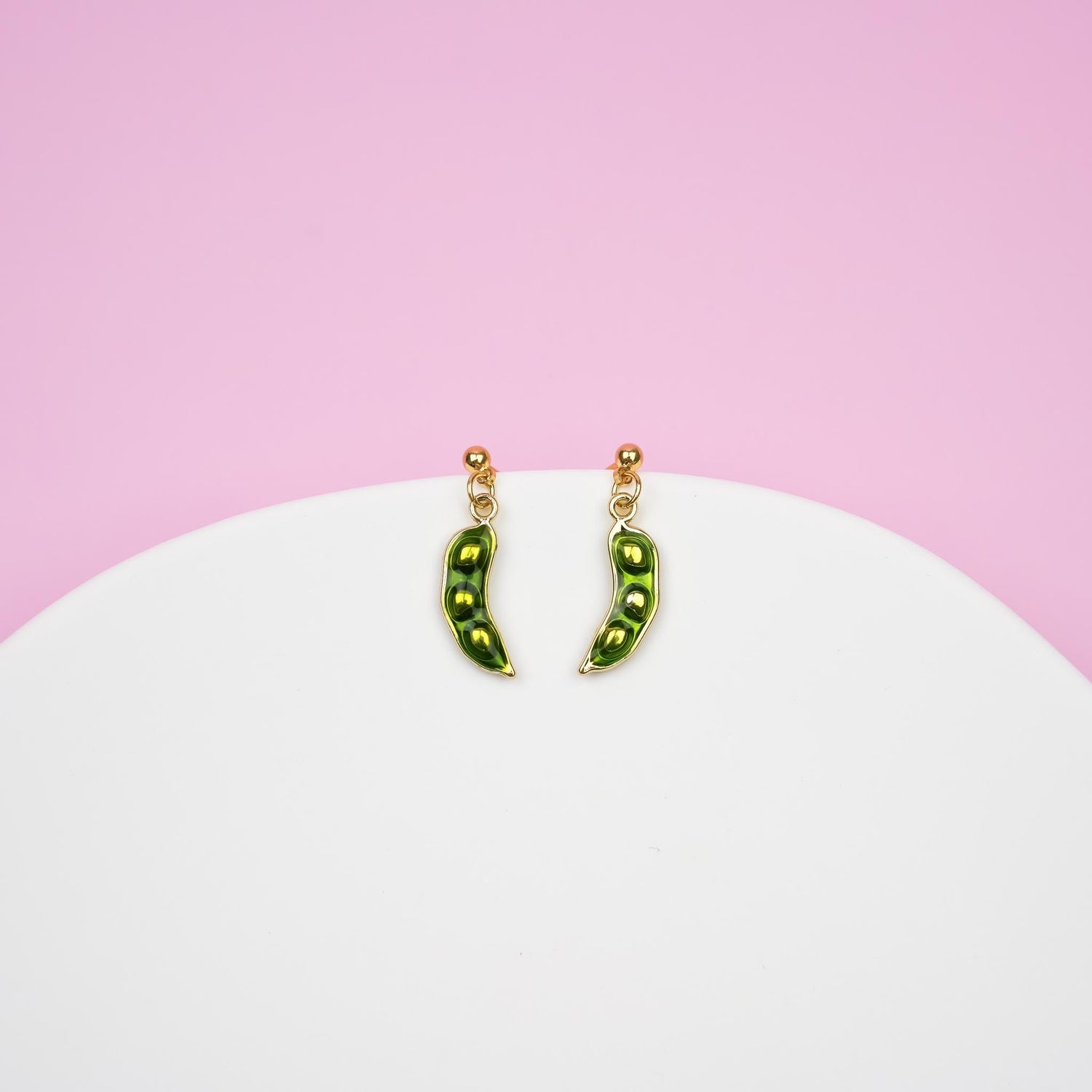 Green Snow Pea Dangle Earrings | Gold Sugar Snap Pea Drop Earrings | Dainty Vegetable Dangly | Fun Garden Earring | Vegan&