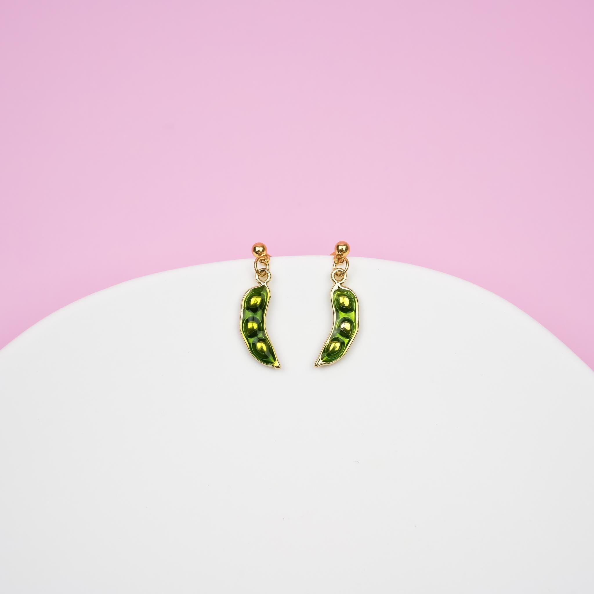 Green Snow Pea Dangle Earrings | Gold Sugar Snap Pea Drop Earrings | Dainty Vegetable Dangly | Fun Garden Earring | Vegan&