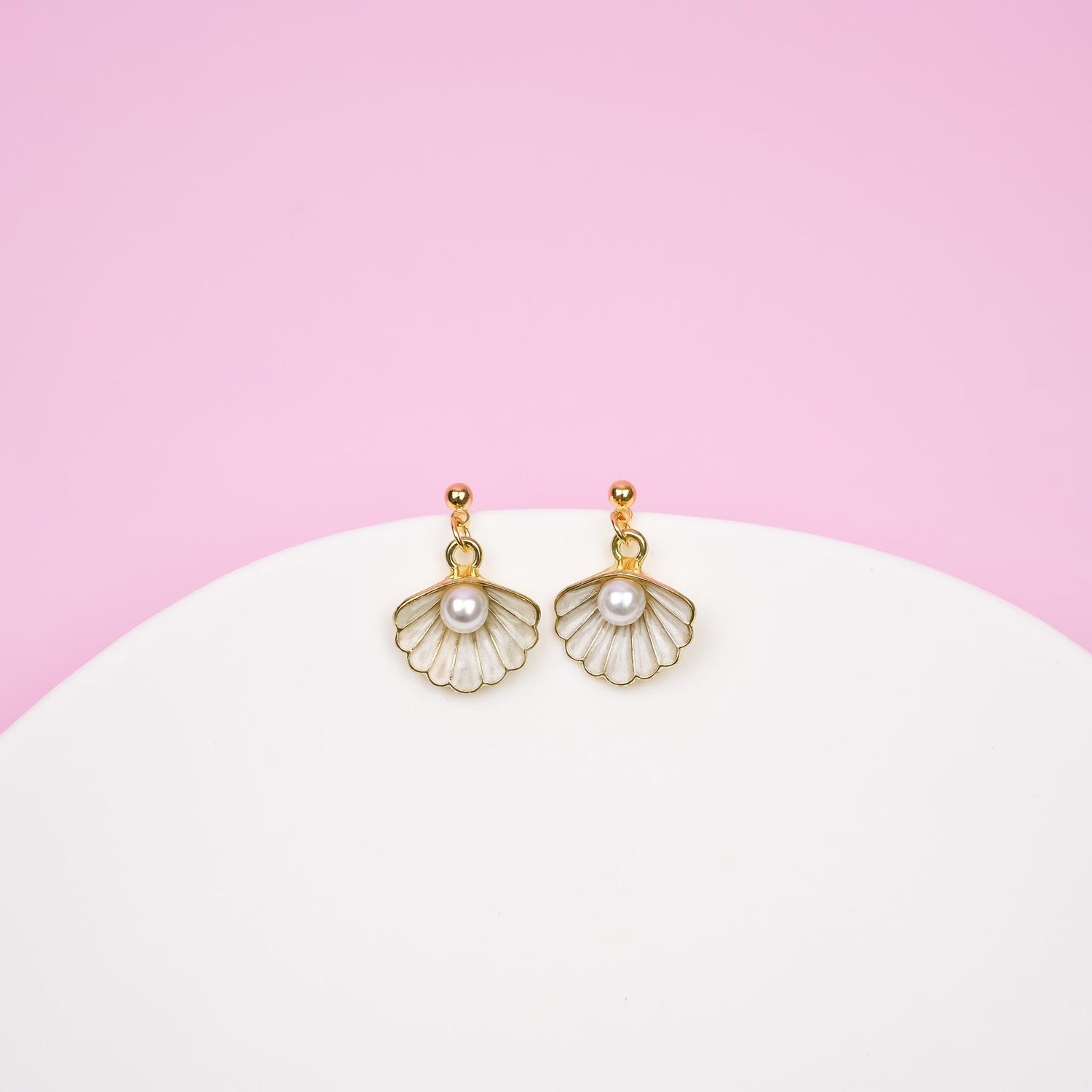 Gold Seashell &amp; Pearl Dangle Earrings | Dainty Freshwater Pearl Dangly | Aesthetic Mermaid Beach Drop Jewelry | Bridesmaid Wedding Jewelry