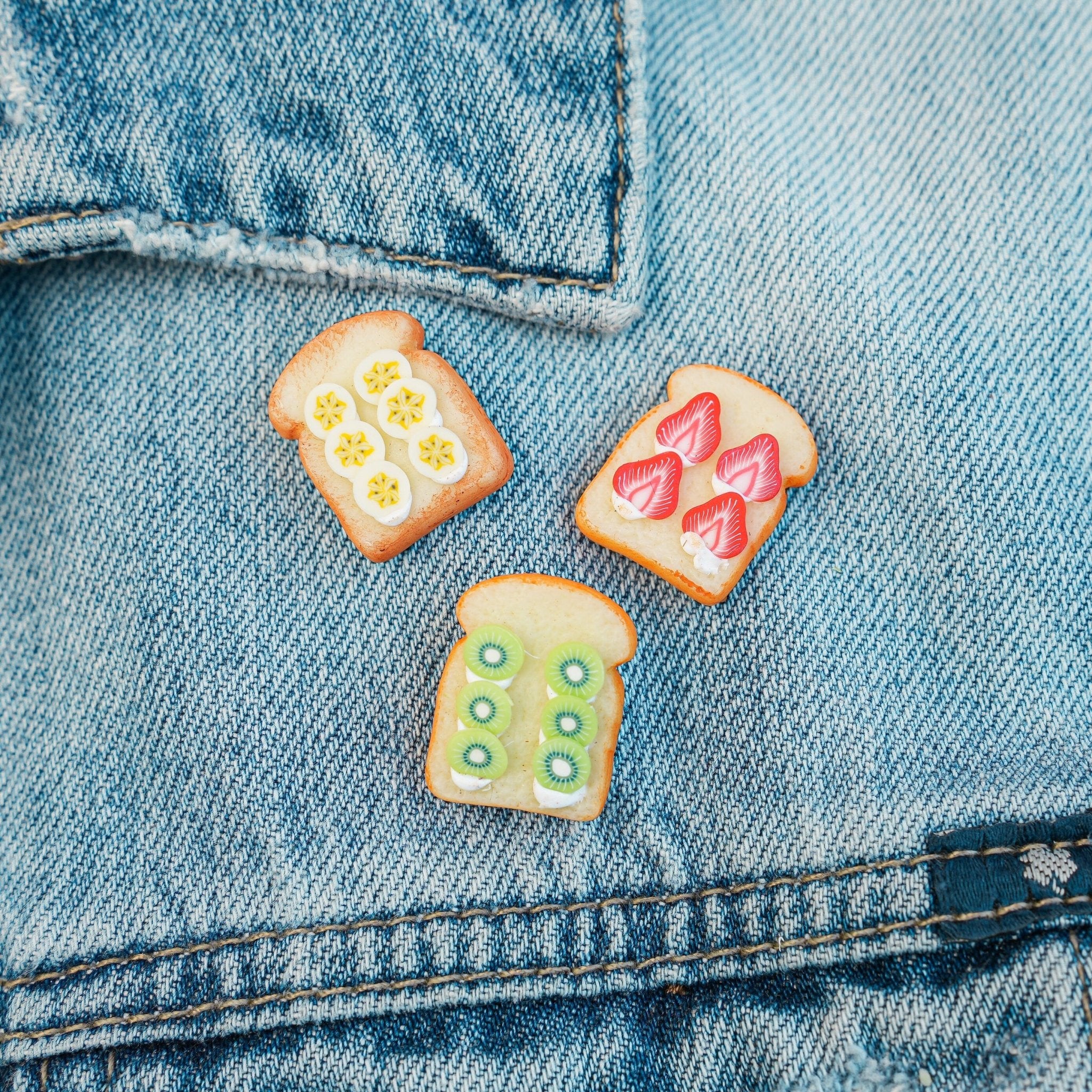 Kiwi Fruit on Toast Pin - Mini Story Co