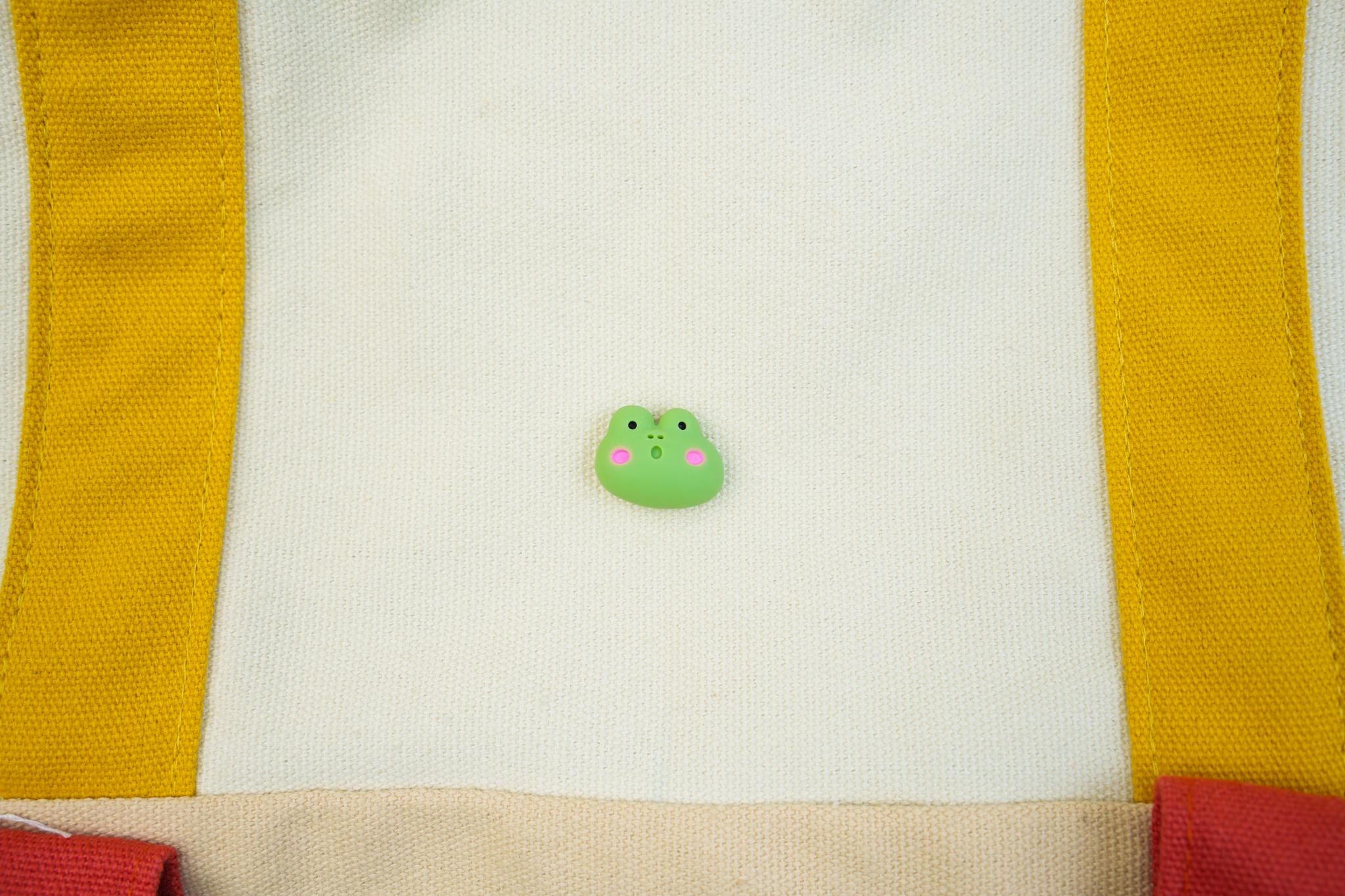 Little Frog Brooch - Mini Story Co