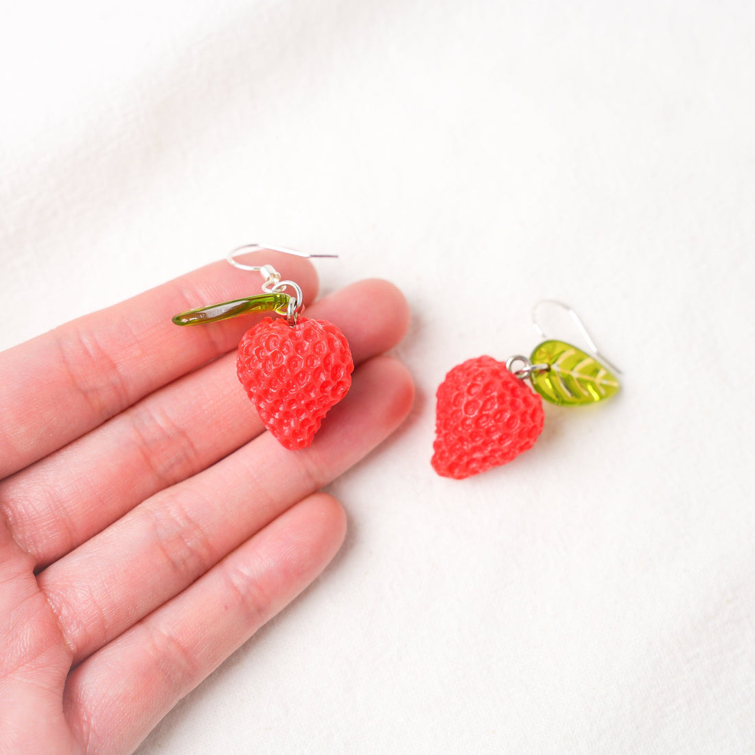 Strawberry Dangle Earrings - Mini Story Co