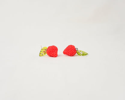 Strawberry Dangle Earrings - Mini Story Co